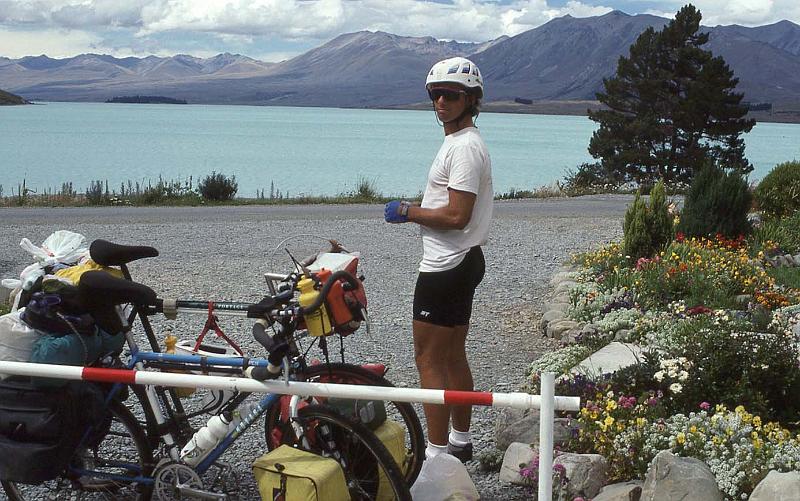 WT 0200 053-12 New Zealand.jpg